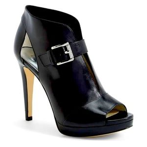 Michael Kors Isabella Platform Pump